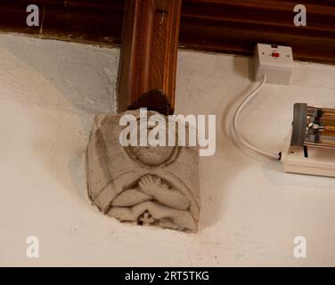 Steinschnitzerei in St. Thomas`s Church, Catthorpe, Leicestershire, England, Großbritannien Stockfoto